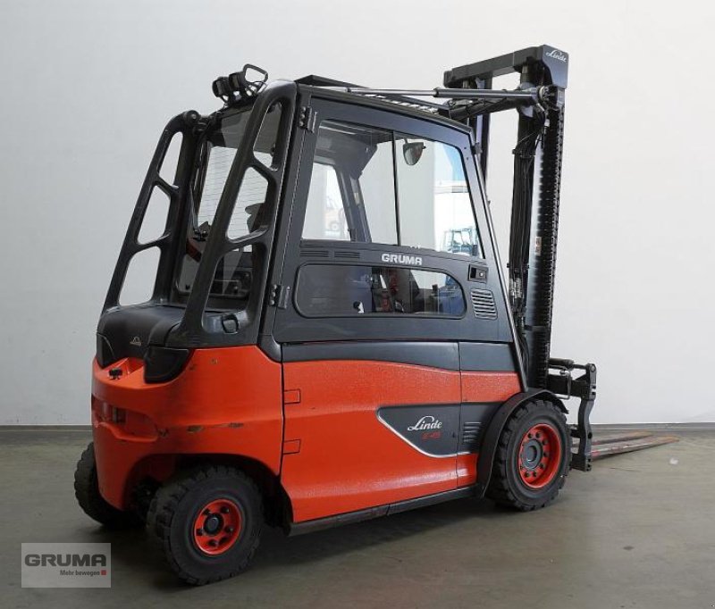 Gabelstapler typu Linde E 45/600 HL 388, Gebrauchtmaschine v Friedberg-Derching (Obrázek 2)