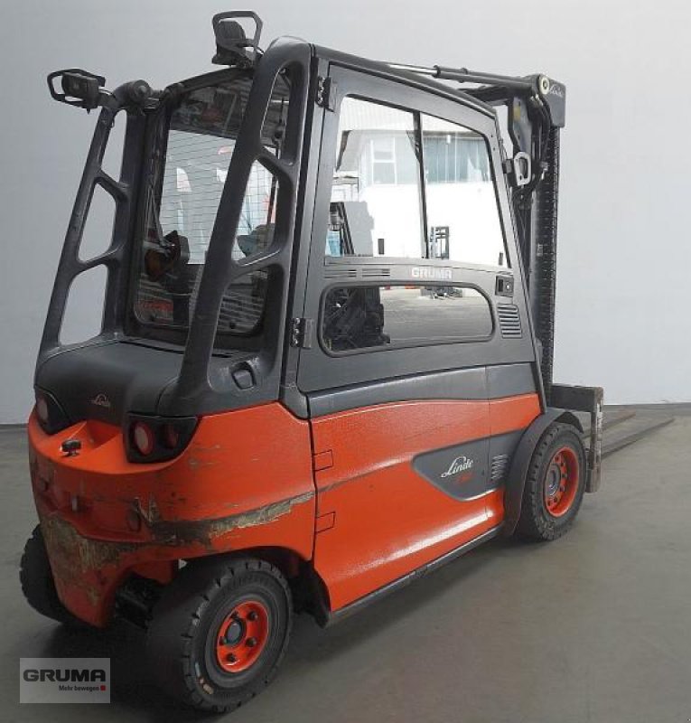 Gabelstapler typu Linde E 50/600 HL 388, Gebrauchtmaschine v Friedberg-Derching (Obrázek 2)