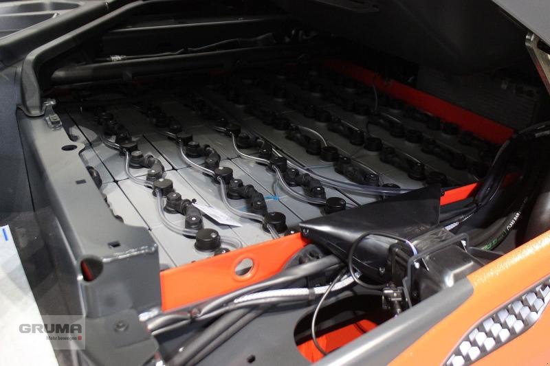 Gabelstapler des Typs Linde E 50 HL 1254-01, Gebrauchtmaschine in Friedberg-Derching (Bild 5)