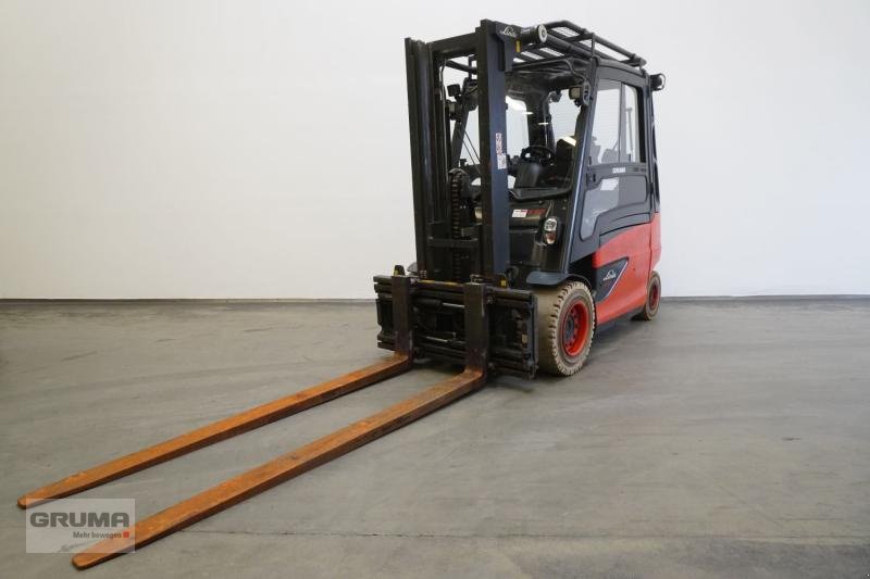 Gabelstapler du type Linde E 50 HL 388, Gebrauchtmaschine en Friedberg-Derching (Photo 1)