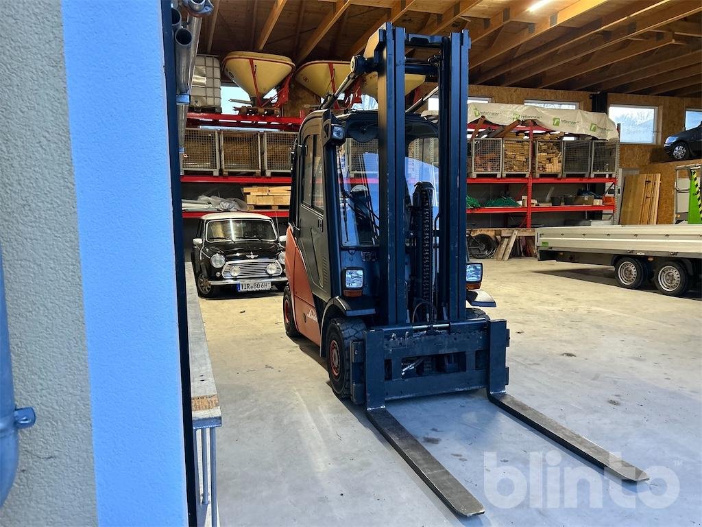 Gabelstapler des Typs Linde H 25 D, Gebrauchtmaschine in Düsseldorf (Bild 2)