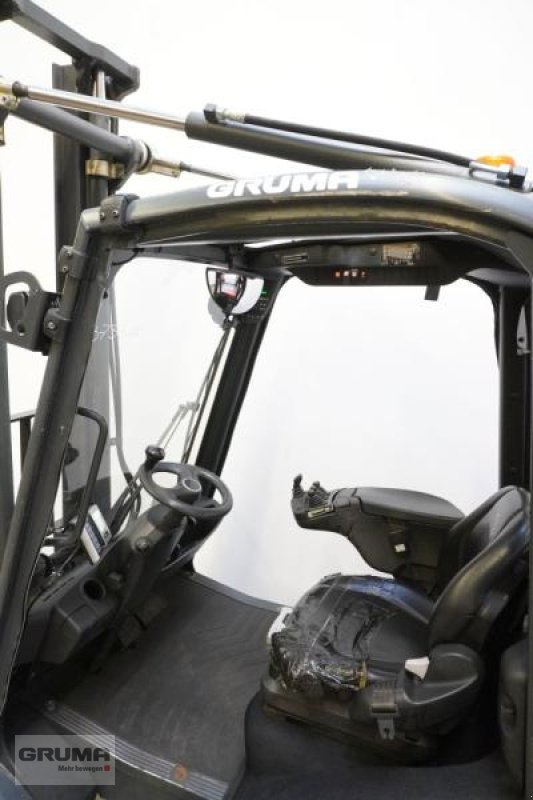 Gabelstapler des Typs Linde H 25 T EVO 392-02, Gebrauchtmaschine in Friedberg-Derching (Bild 3)