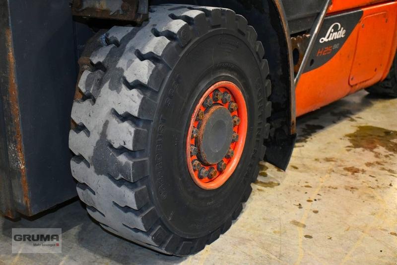 Gabelstapler tip Linde H 25 T EVO 392-02, Gebrauchtmaschine in Friedberg-Derching (Poză 9)