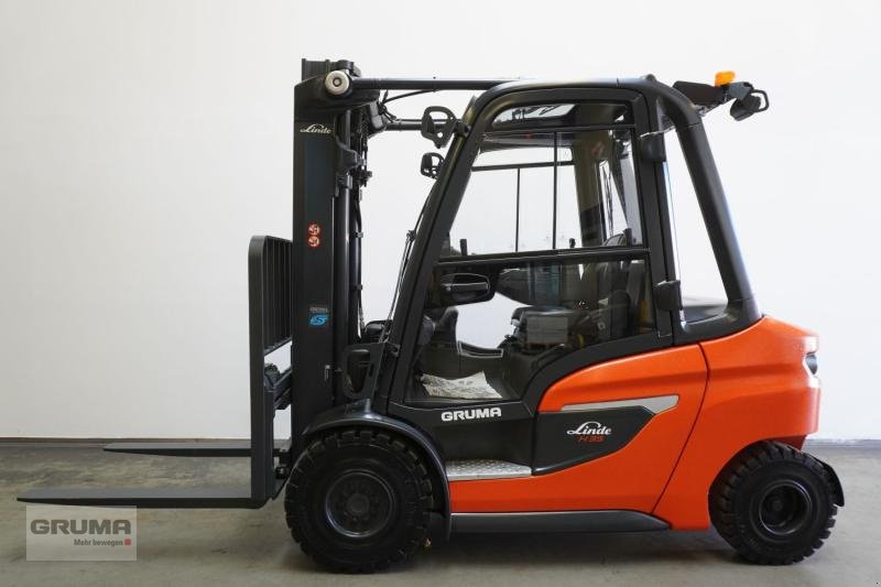 Gabelstapler des Typs Linde H 35 D 1202, Gebrauchtmaschine in Friedberg-Derching (Bild 4)