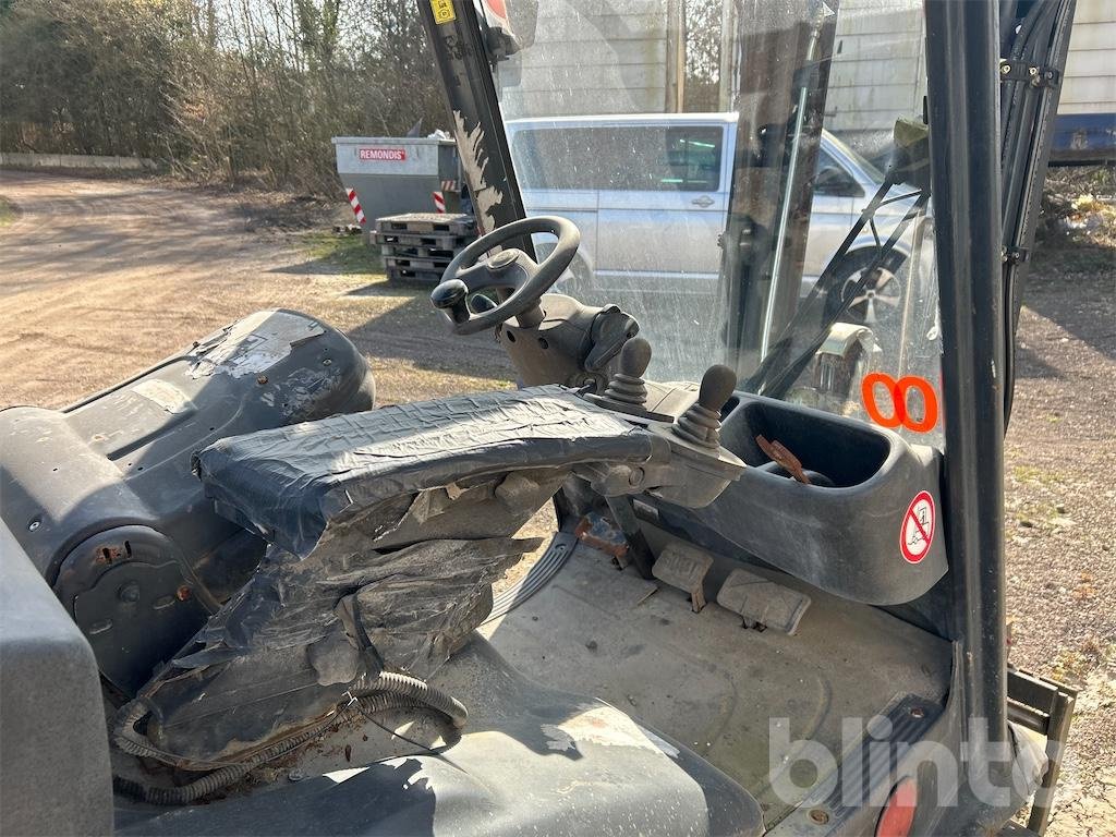 Gabelstapler du type Linde H18T-01, Gebrauchtmaschine en Düsseldorf (Photo 6)