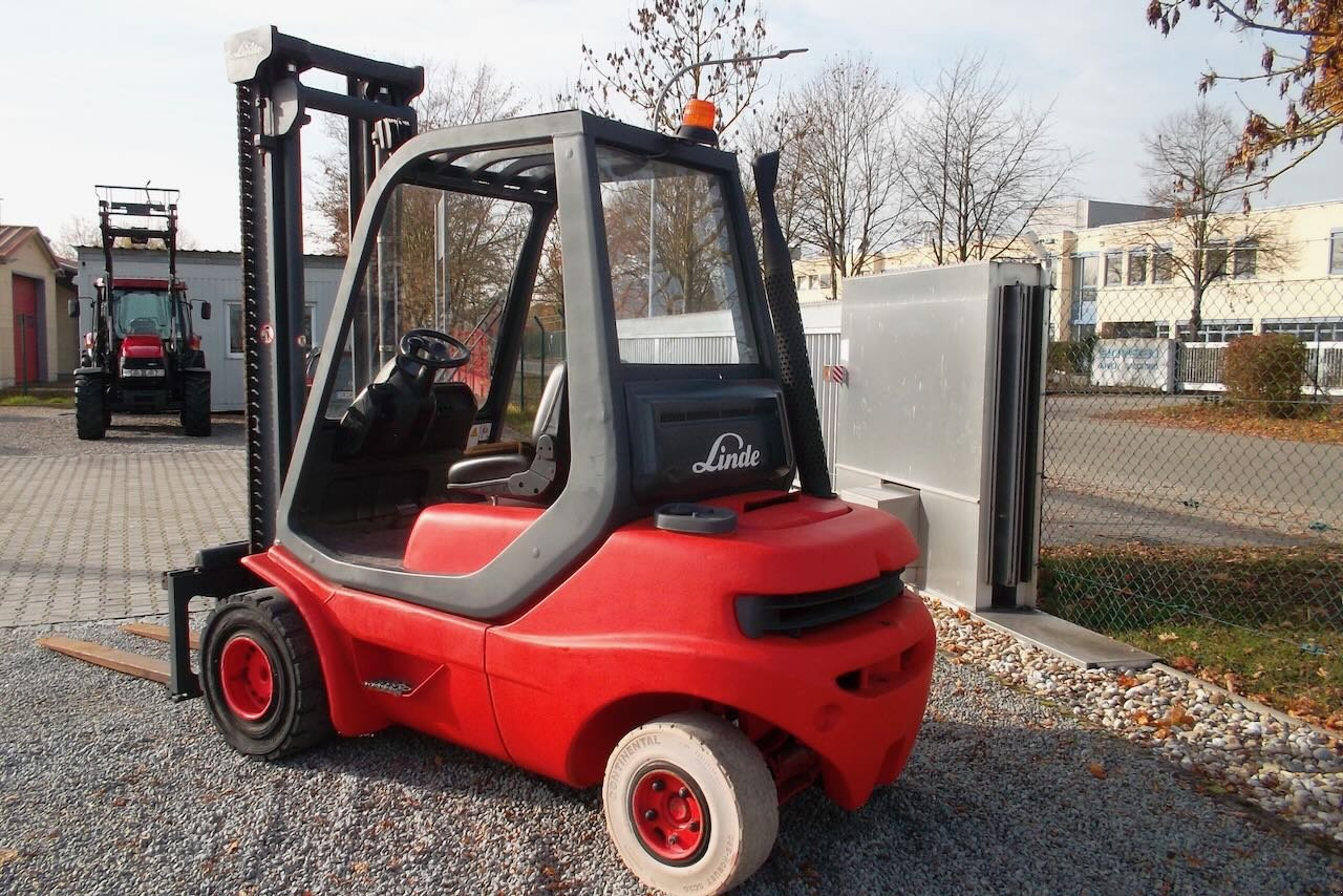 Gabelstapler des Typs Linde H30D, Gebrauchtmaschine in Salching (Bild 5)