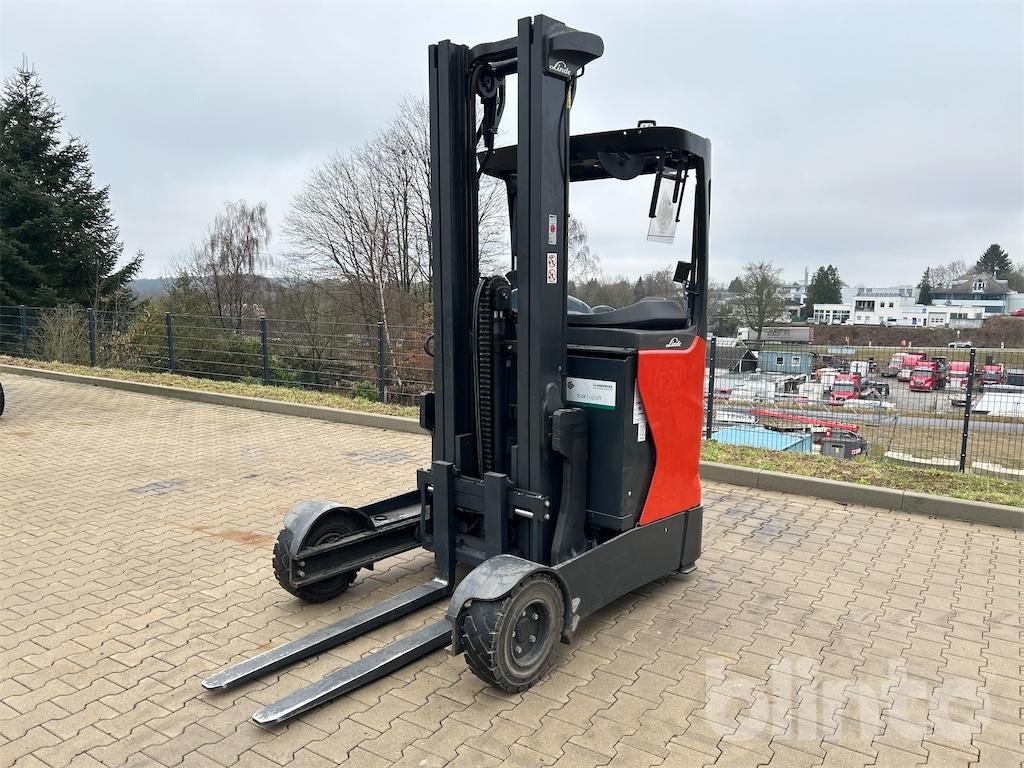 Gabelstapler типа Linde R16G-01, Gebrauchtmaschine в Düsseldorf (Фотография 1)