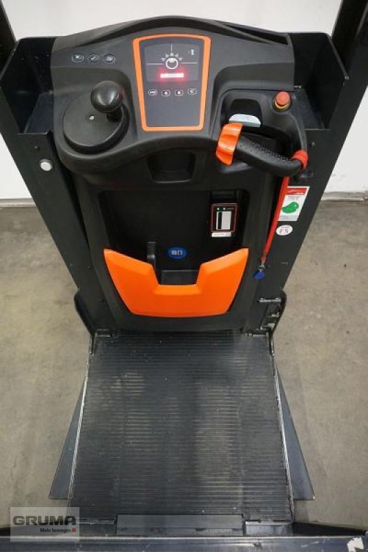 Gabelstapler vrste Linde V 10 5212, Gebrauchtmaschine v Friedberg-Derching (Slika 3)