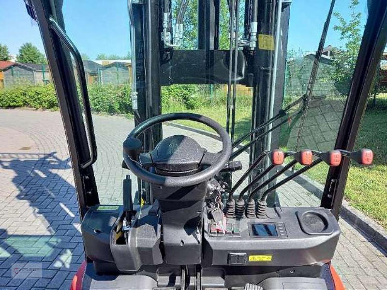 Gabelstapler des Typs Manitou MI 35 G, Neumaschine in Oyten (Bild 5)