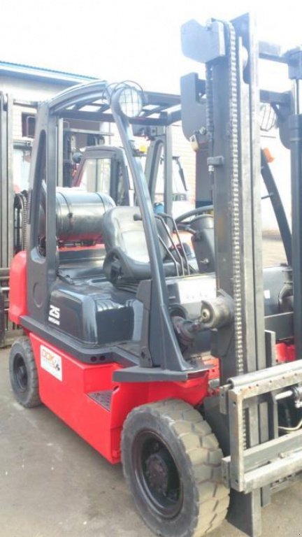 Gabelstapler des Typs Nissan FG 25, Gebrauchtmaschine in Радехів (Bild 2)