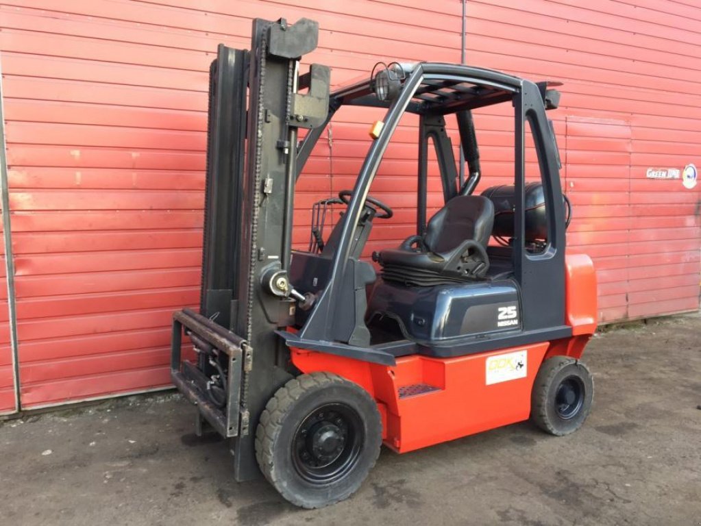 Gabelstapler des Typs Nissan FG 25, Gebrauchtmaschine in Радехів (Bild 1)