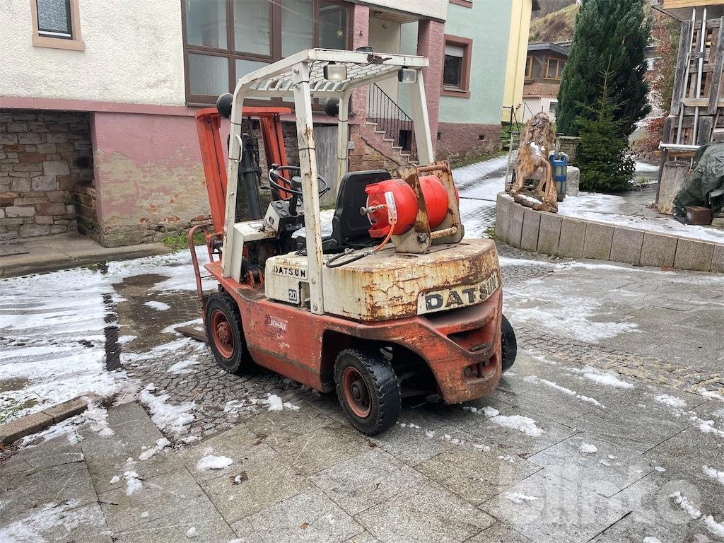 Gabelstapler des Typs Nissan PFO 2, Gebrauchtmaschine in Düsseldorf (Bild 3)