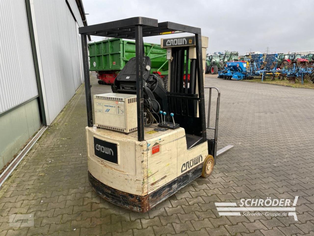 Gabelstapler typu Sonstige CROWN - 30 SC.TT, Gebrauchtmaschine v Wildeshausen (Obrázek 3)