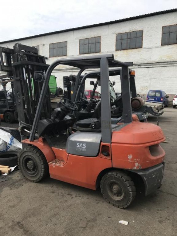 Gabelstapler des Typs Toyota 62-7FD25, Gebrauchtmaschine in Не обрано (Bild 2)