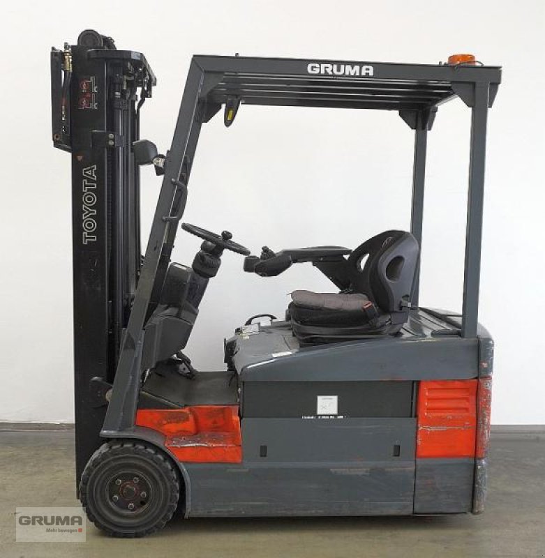 Gabelstapler des Typs Toyota 7FBEF16, Gebrauchtmaschine in Friedberg-Derching (Bild 4)