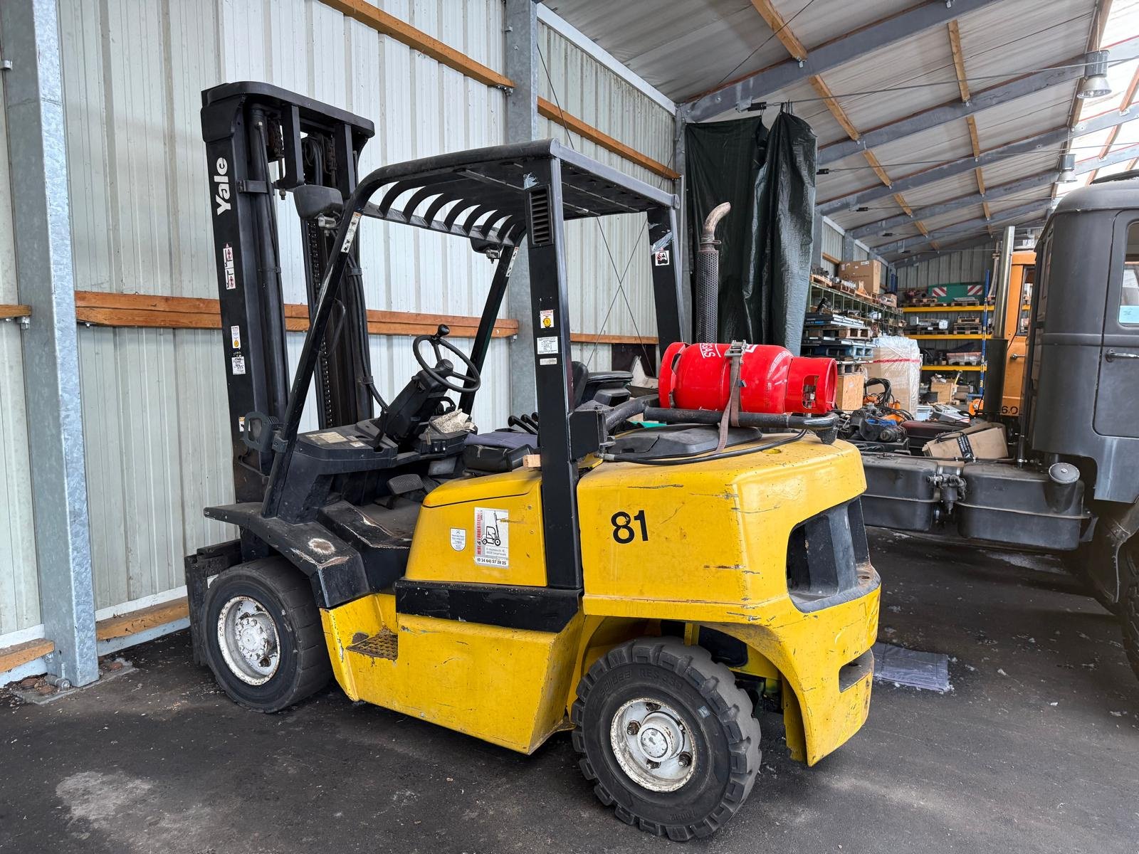 Gabelstapler des Typs Yale GLP40LJ, Gebrauchtmaschine in Wiedemar (Bild 2)