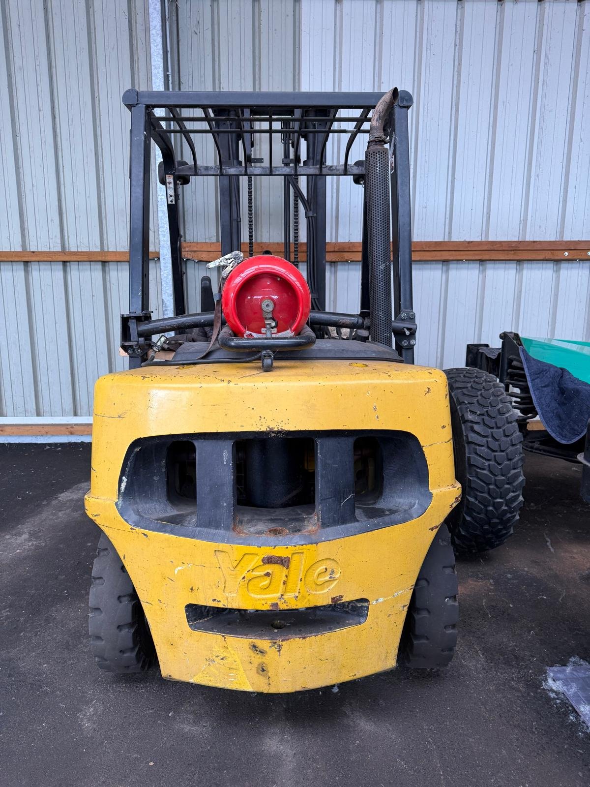 Gabelstapler des Typs Yale GLP40LJ, Gebrauchtmaschine in Wiedemar (Bild 3)