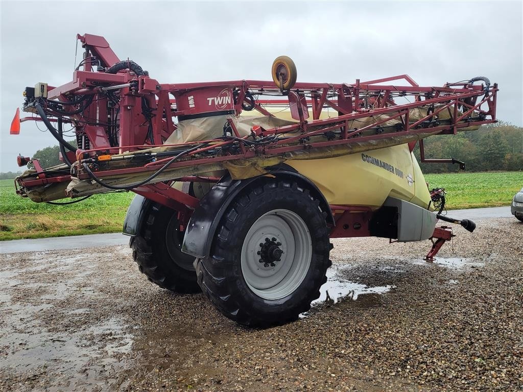 Gebläsespritze des Typs Hardi Commander 6600 I Twin, Gebrauchtmaschine in Assens (Bild 2)