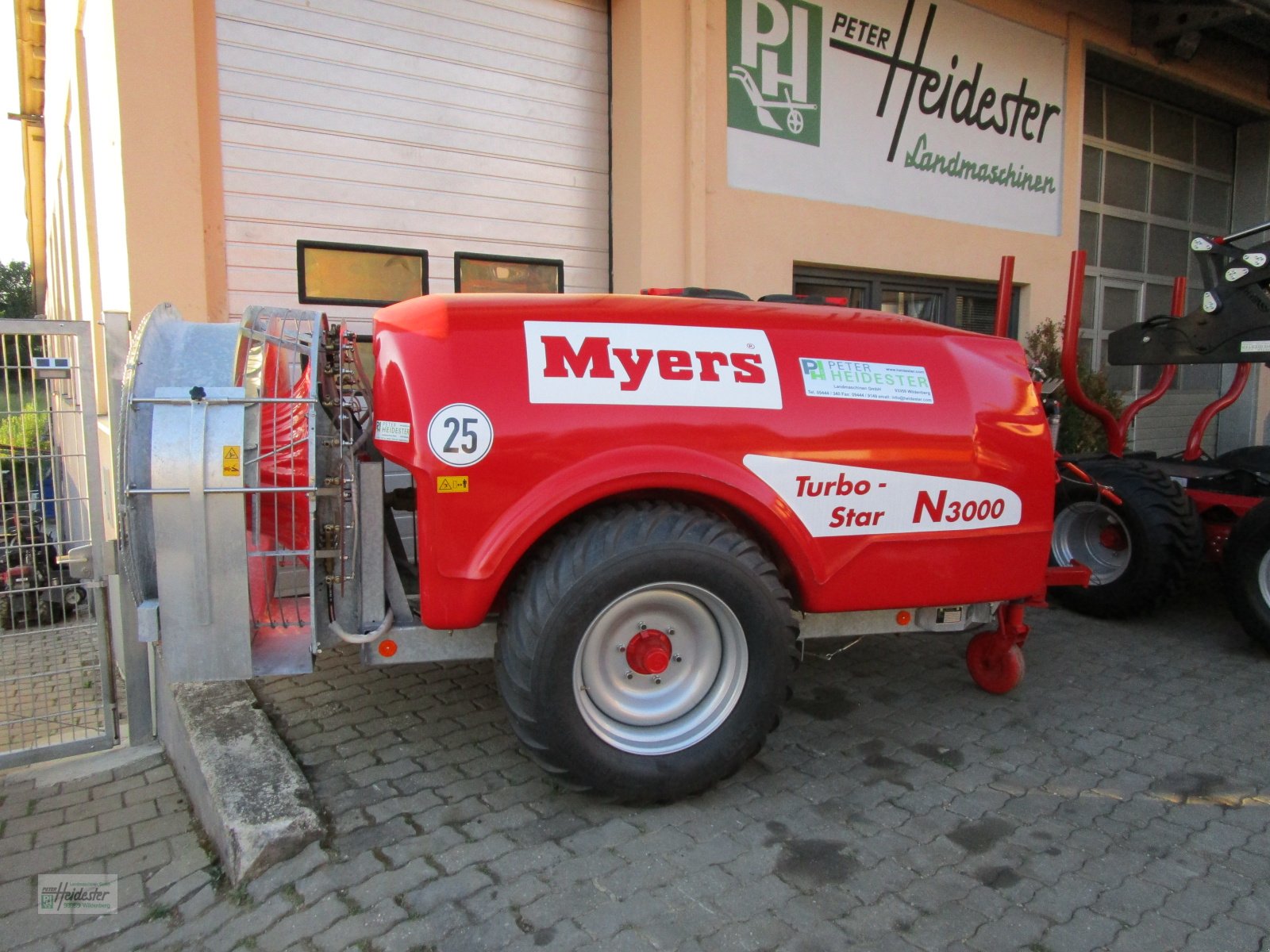 Gebläsespritze des Typs Myers 3000 / 48", Neumaschine in Wildenberg (Bild 2)