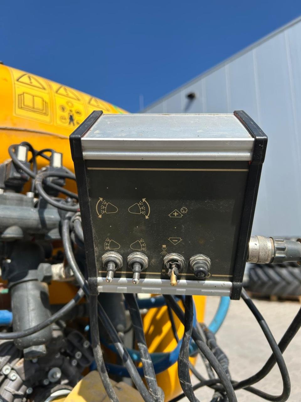 Gebläsespritze des Typs Vicar 1200L, Gebrauchtmaschine in Worms (Bild 5)