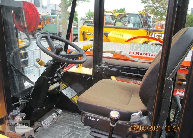 Geländestapler des Typs JCB 940-4, Gebrauchtmaschine in Friedberg-Derching (Bild 3)