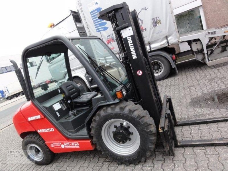 Geländestapler des Typs Manitou MSI 25 2W330, Gebrauchtmaschine in Friedrichsdorf (Bild 2)