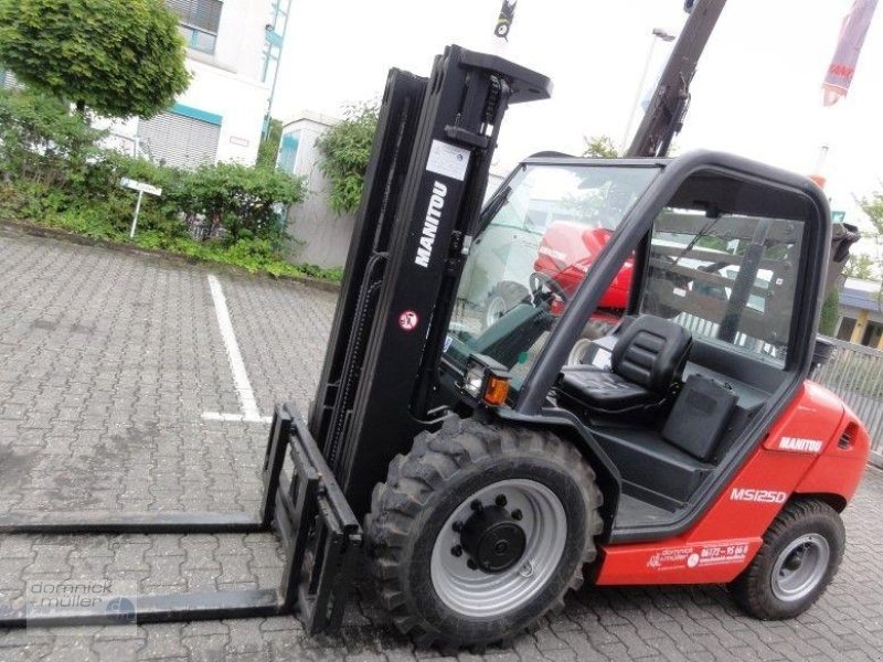 Geländestapler des Typs Manitou MSI 25 2W330, Gebrauchtmaschine in Friedrichsdorf (Bild 1)