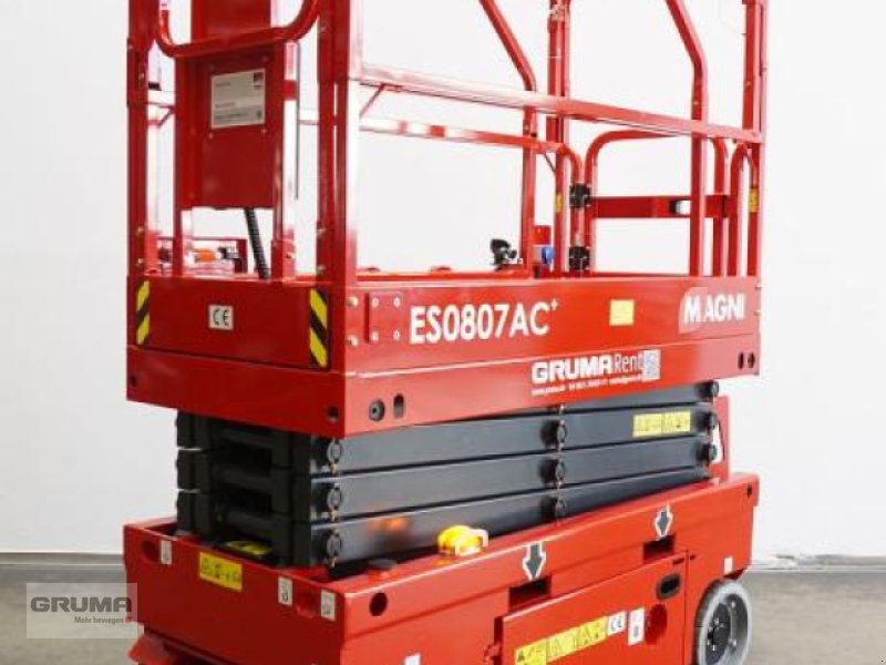 Gelenkteleskopbühne des Typs Magni Scherenarbeitsbühne ES0807AC, Gebrauchtmaschine in Friedberg-Derching (Bild 1)