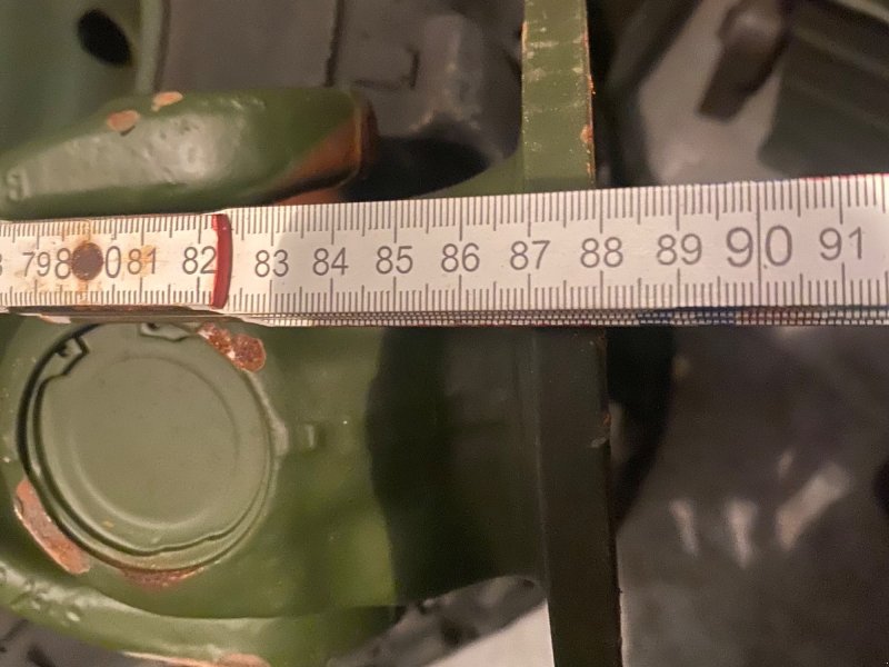 Gelenkwelle komplett des Typs Volvo ZD 3000, neu in Freiburg (Bild 1)