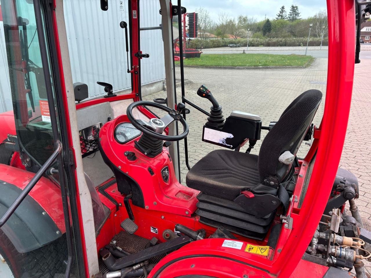 Geräteträger Türe ait Antonio Carraro TTR 4400, Gebrauchtmaschine içinde Bramming (resim 4)