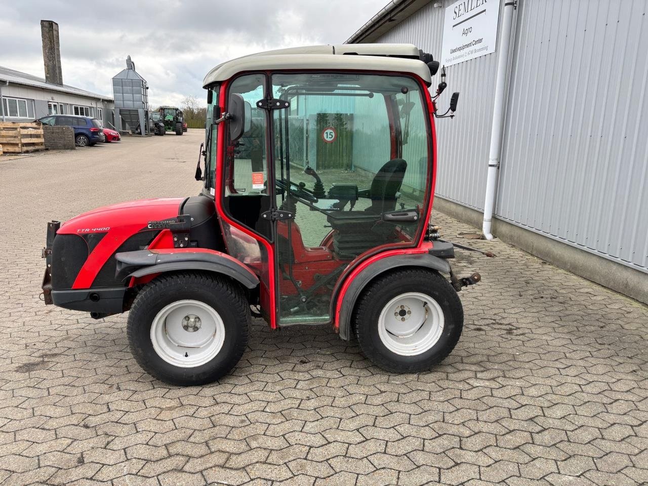 Geräteträger Türe ait Antonio Carraro TTR 4400, Gebrauchtmaschine içinde Bramming (resim 11)