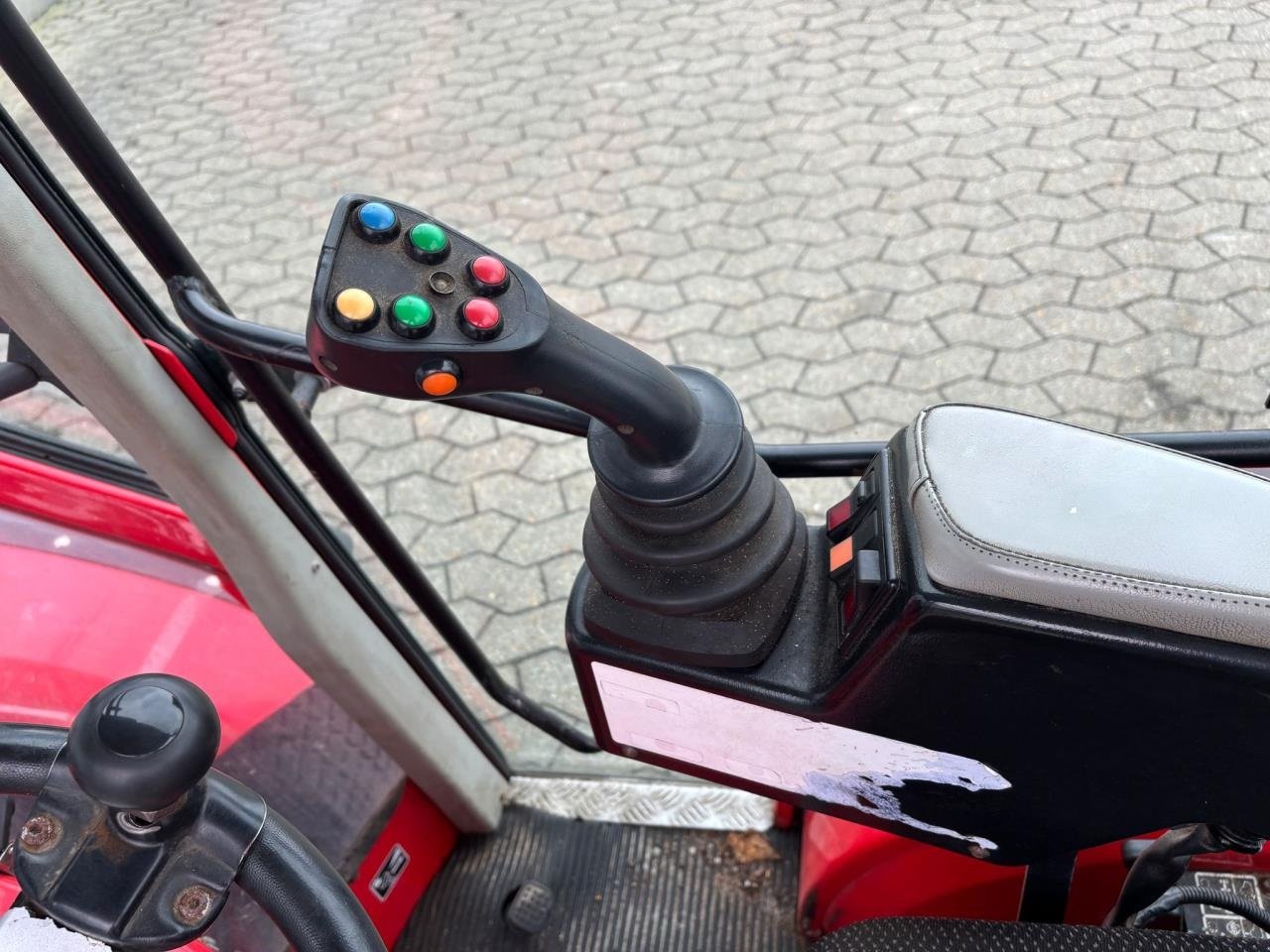 Geräteträger Türe ait Antonio Carraro TTR 4400, Gebrauchtmaschine içinde Bramming (resim 7)