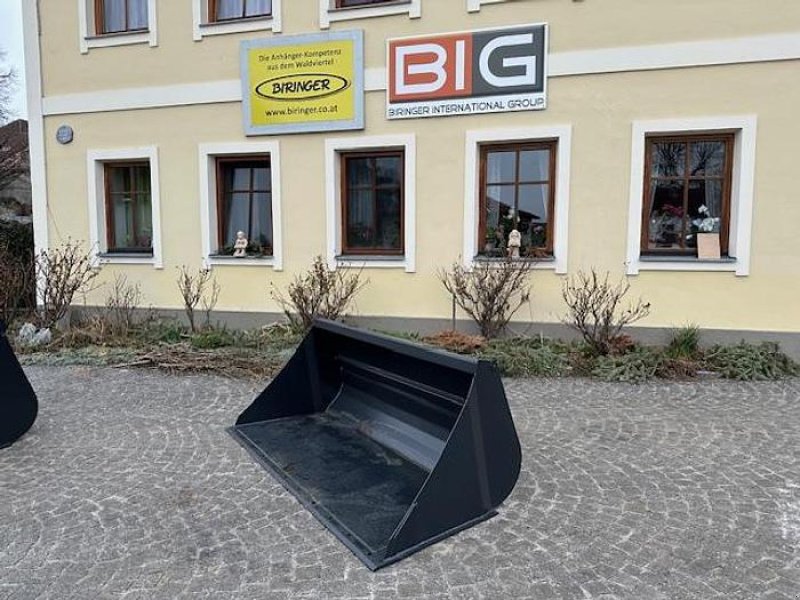 Geräteträger des Typs Big Dutchman Schwergutschaufel SUN  220 cm mit Euro Aufnahme, Neumaschine in Göpfritz an der Wild (Bild 1)