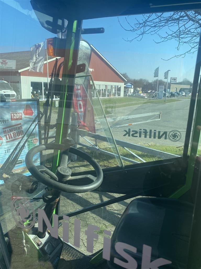 Geräteträger του τύπου Egholm 2150 med klippebord, Gebrauchtmaschine σε Helsinge (Φωτογραφία 4)