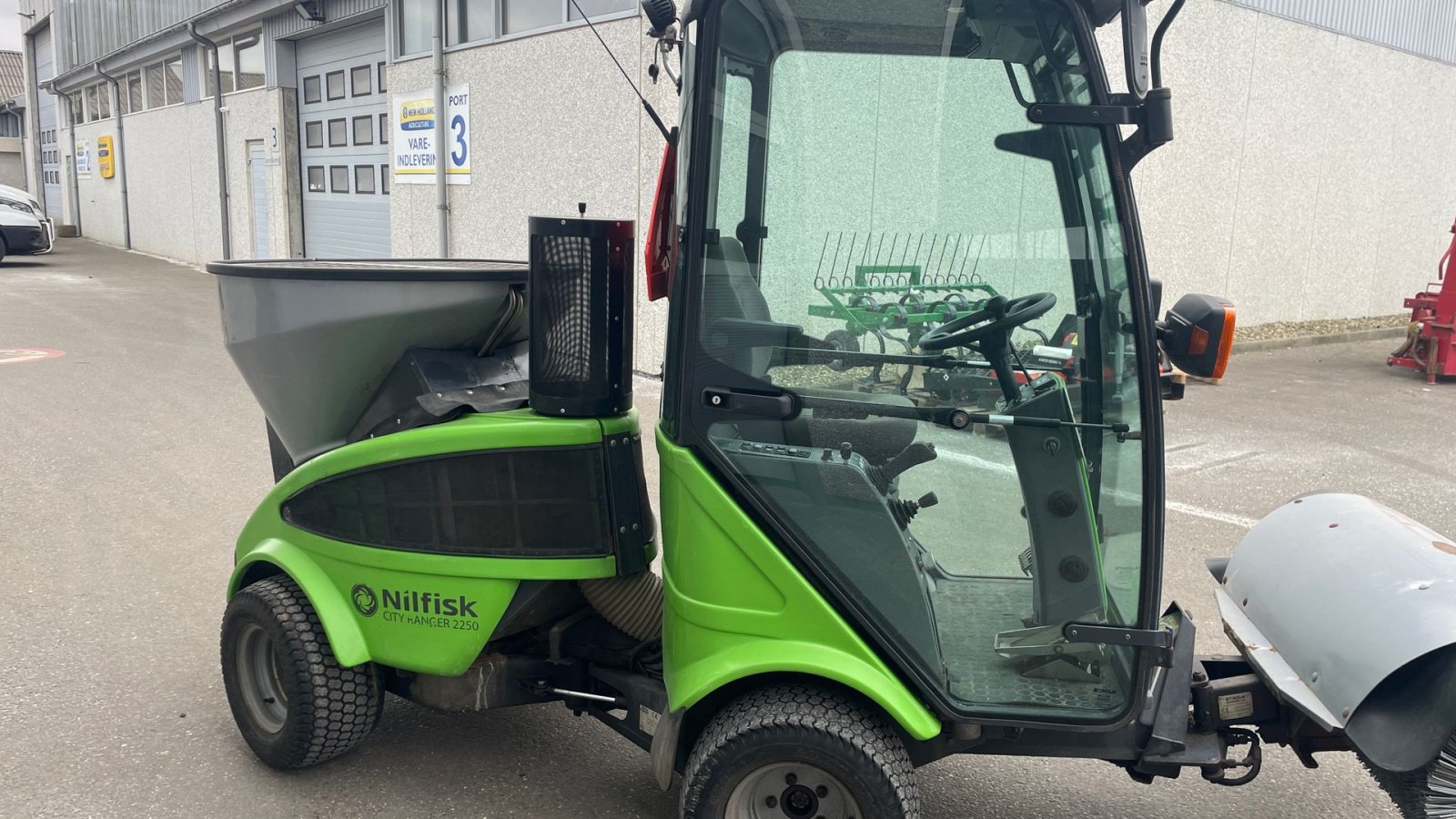 Geräteträger tipa Egholm 2250 Inkl. kost og saltspreder, Gebrauchtmaschine u Holstebro (Slika 4)