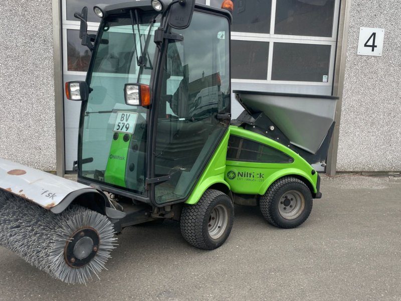 Geräteträger tipa Egholm 2250 Inkl. kost og saltspreder, Gebrauchtmaschine u Holstebro