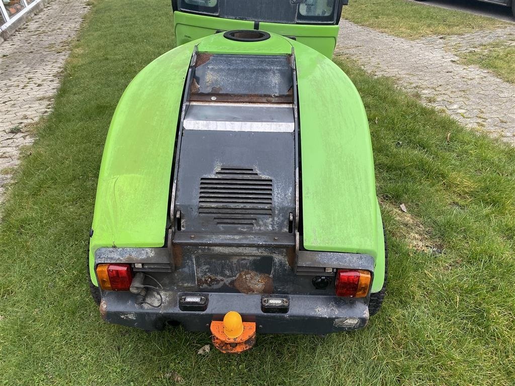 Geräteträger Türe ait Egholm 2250, Gebrauchtmaschine içinde Helsinge (resim 4)