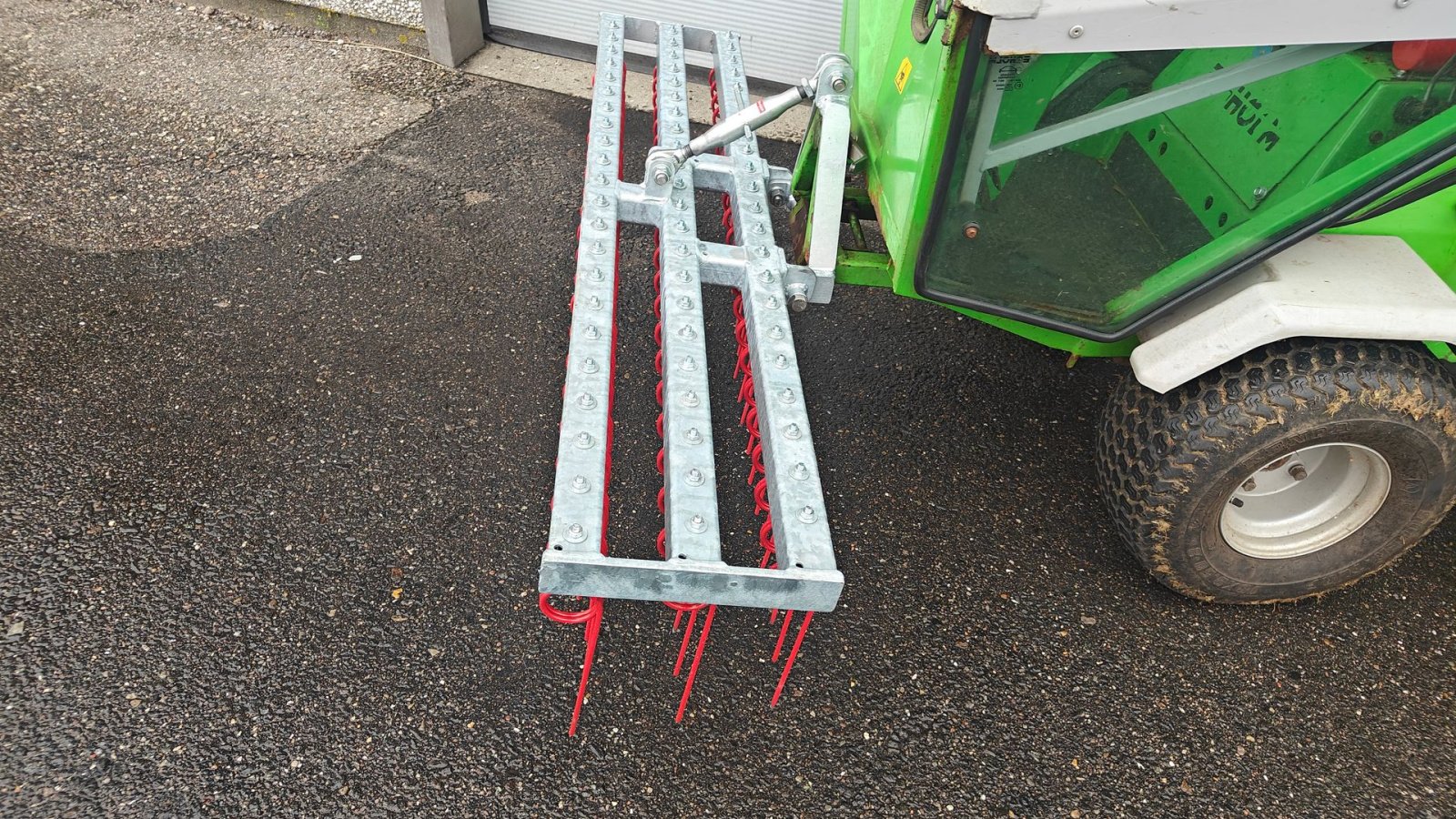 Geräteträger типа Egholm Anker Bjerre Riven 150cm 150cm gårdrive, 3-rækket, Gebrauchtmaschine в Holstebro (Фотография 11)