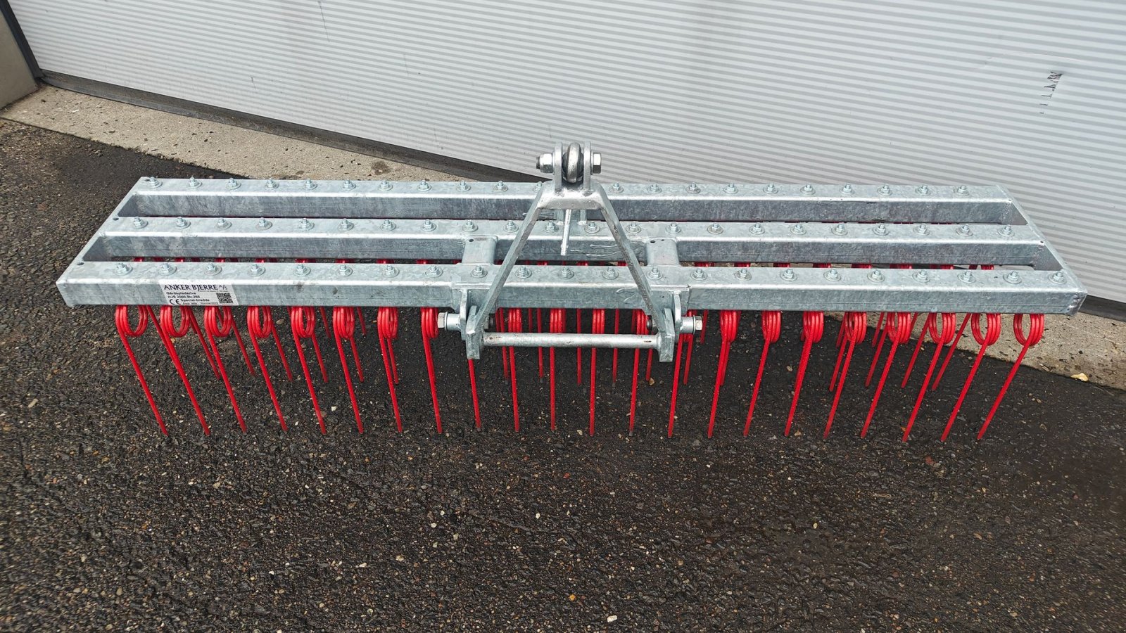 Geräteträger типа Egholm Anker Bjerre Riven 150cm 150cm gårdrive, 3-rækket, Gebrauchtmaschine в Holstebro (Фотография 4)