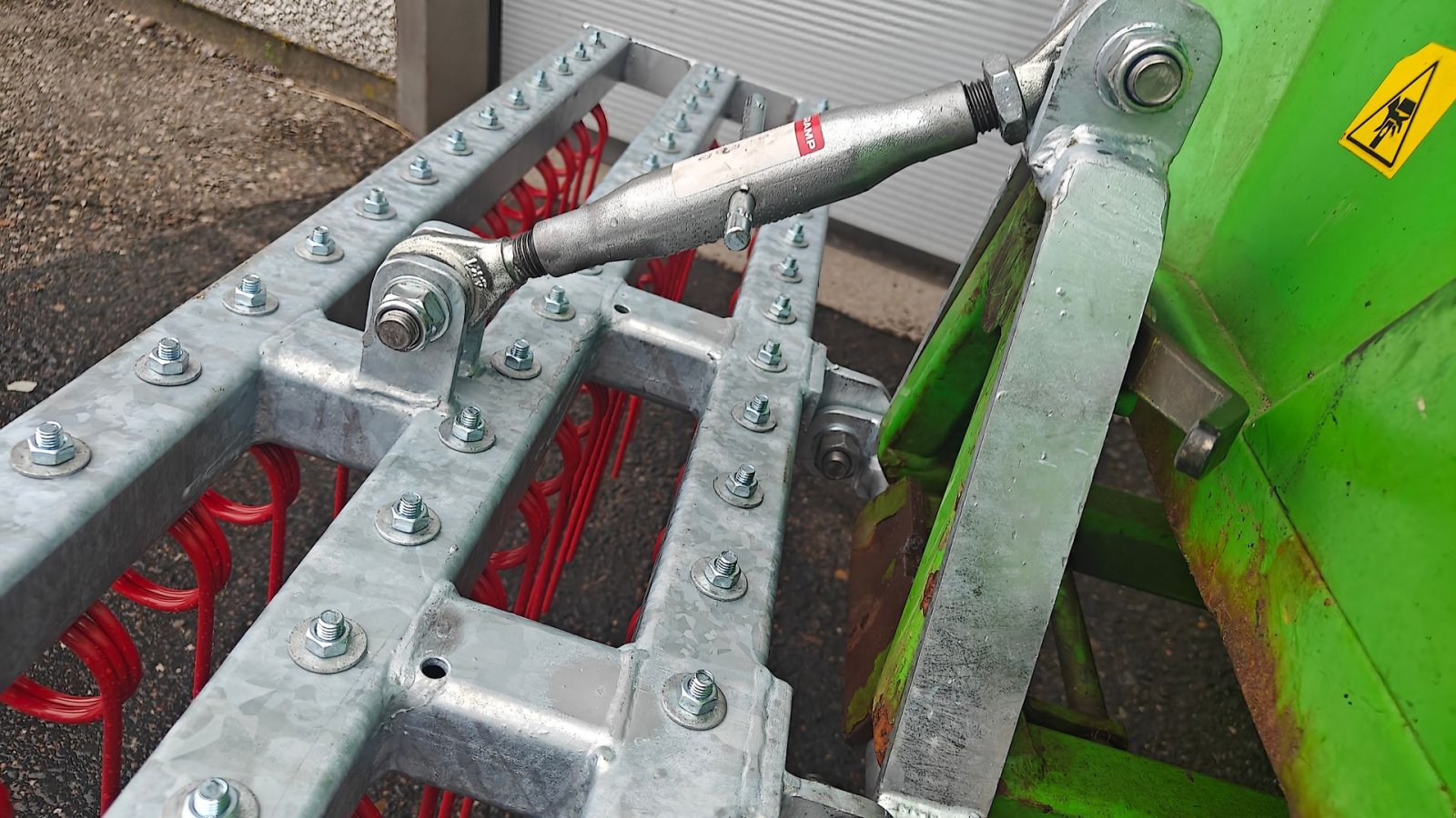 Geräteträger типа Egholm Anker Bjerre Riven 150cm 150cm gårdrive, 3-rækket, Gebrauchtmaschine в Holstebro (Фотография 10)