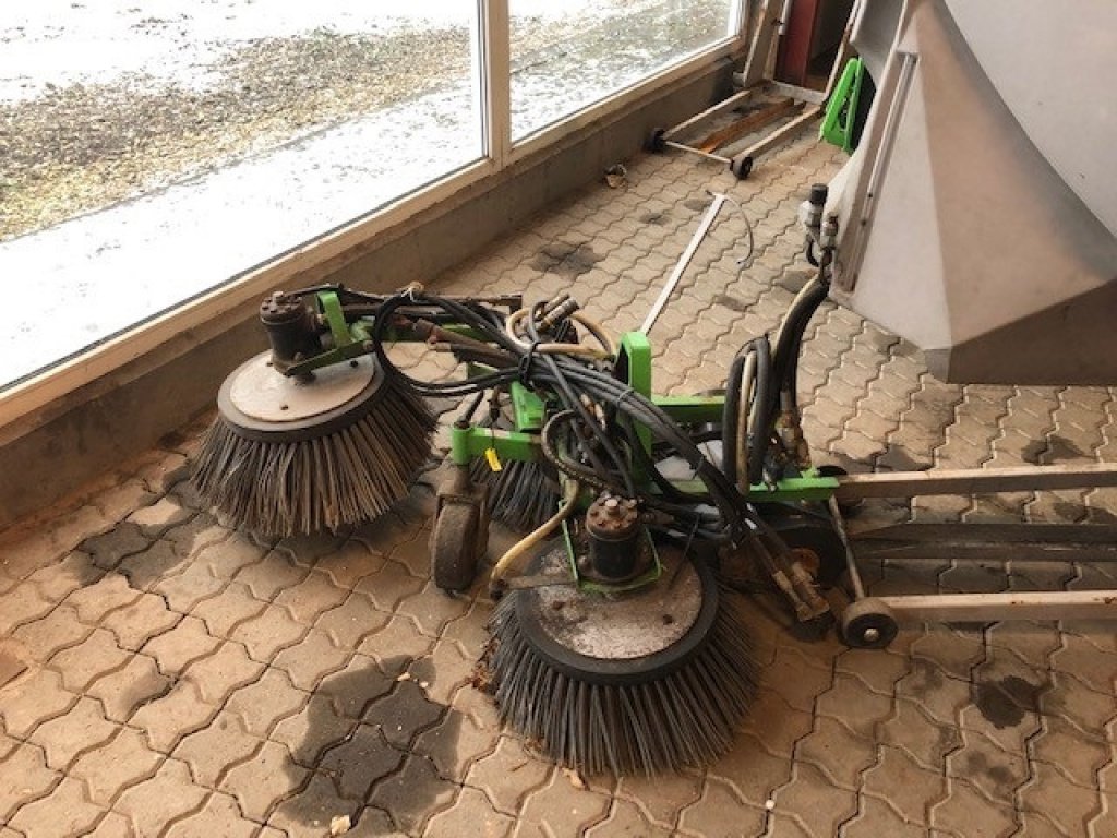 Geräteträger του τύπου Egholm Feje- Sugeanlæg Inkl Ekstern slange og 3 forkoste, Gebrauchtmaschine σε Vejle (Φωτογραφία 3)