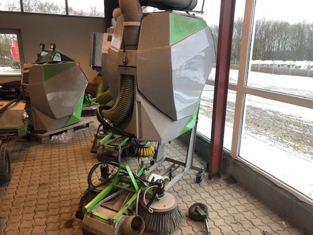 Geräteträger Türe ait Egholm FEJE/SUGEANLÆG Inkl. eksternsugeslange, Gebrauchtmaschine içinde Vejle (resim 1)