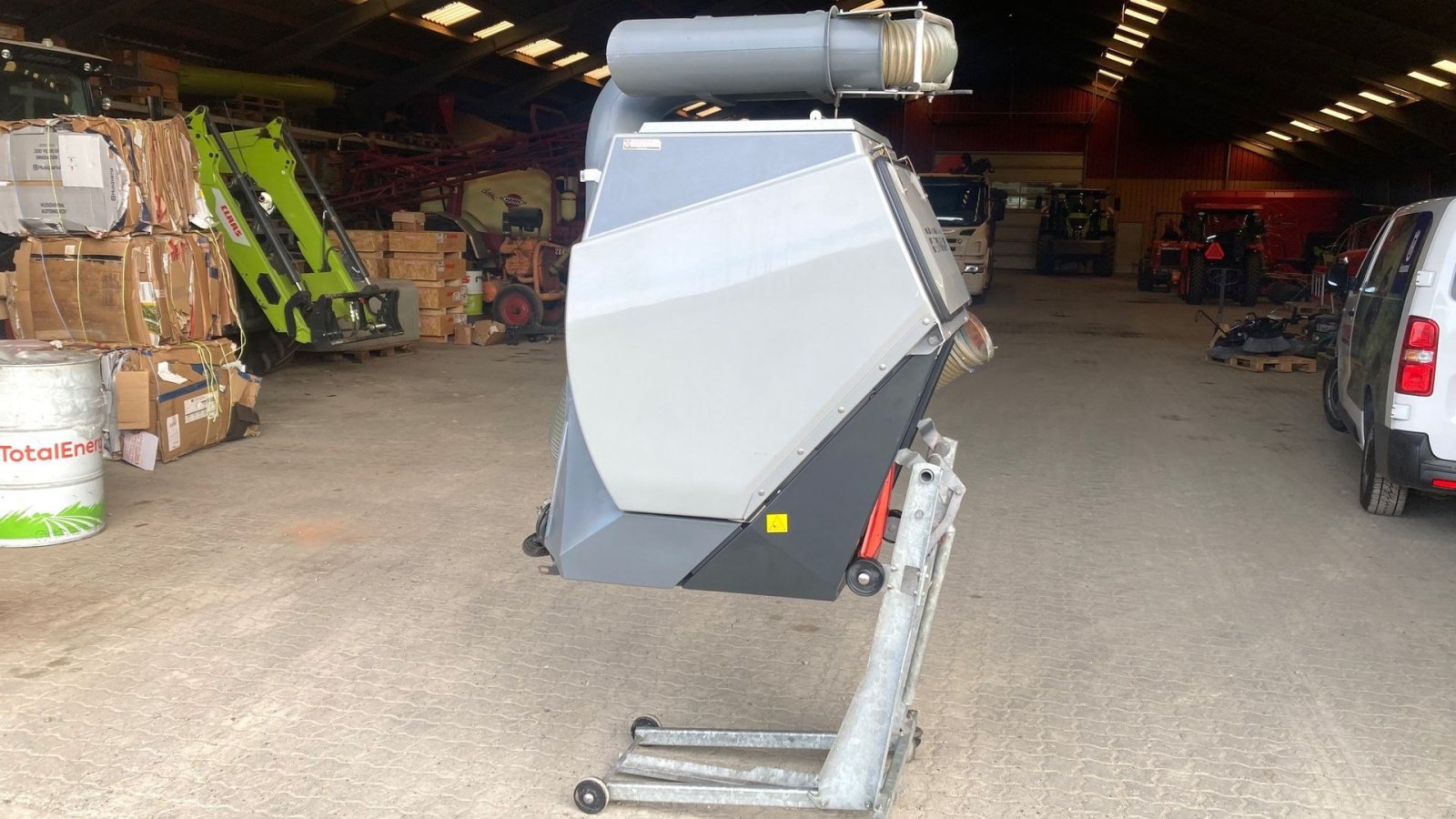 Geräteträger del tipo Egholm Feje- Sugeanlæg, Gebrauchtmaschine In Tinglev (Immagine 2)