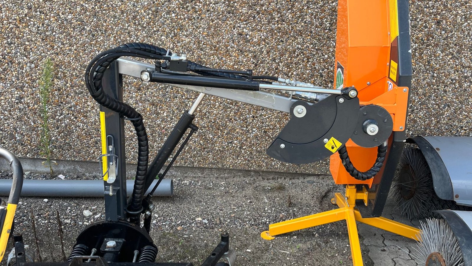 Geräteträger del tipo Egholm Hækklipper Hækkeklipper, Gebrauchtmaschine In Vejle (Immagine 1)