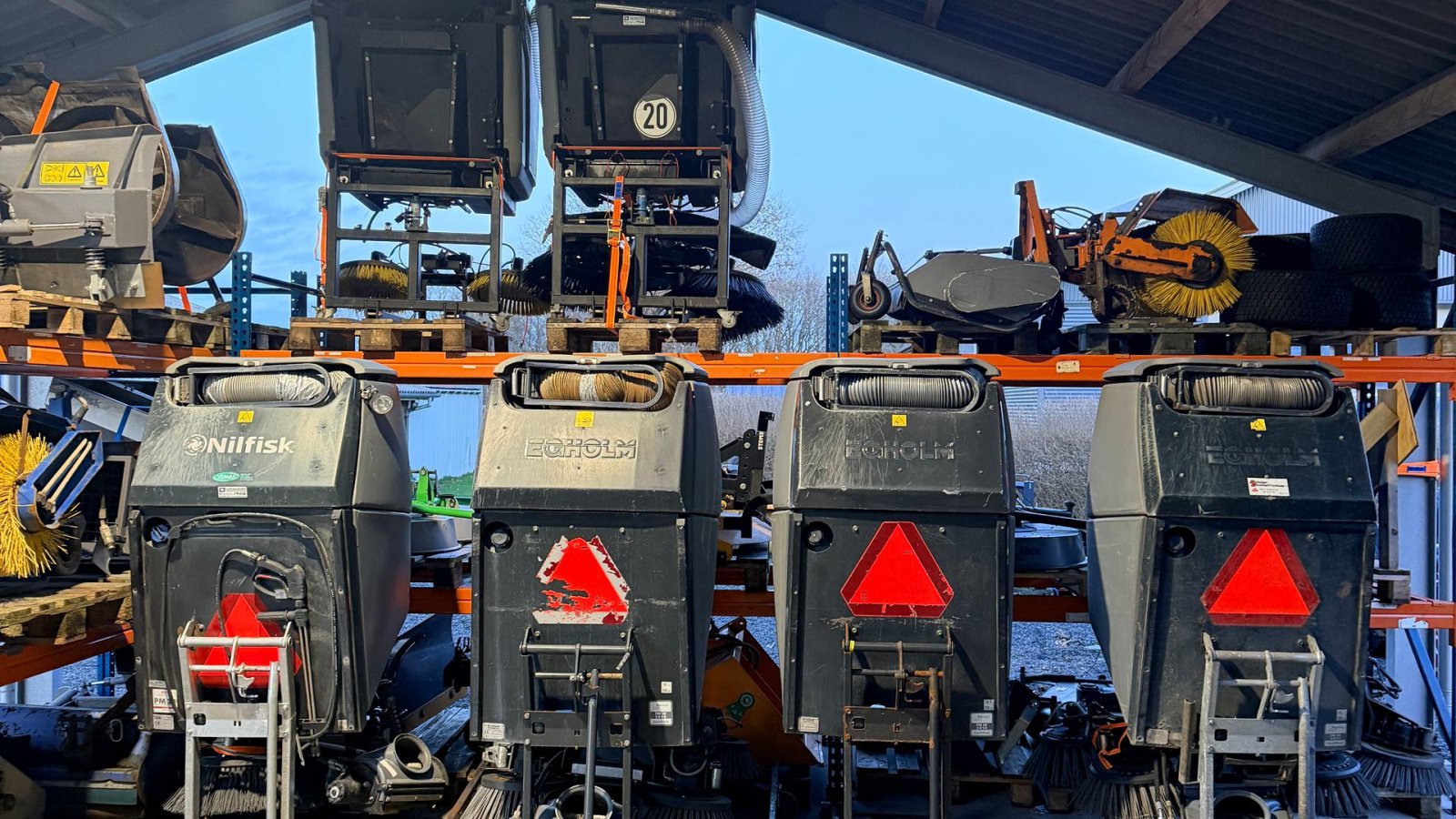 Geräteträger типа Egholm Nilfisk City Ranger 2250, Gebrauchtmaschine в Brørup (Фотография 3)