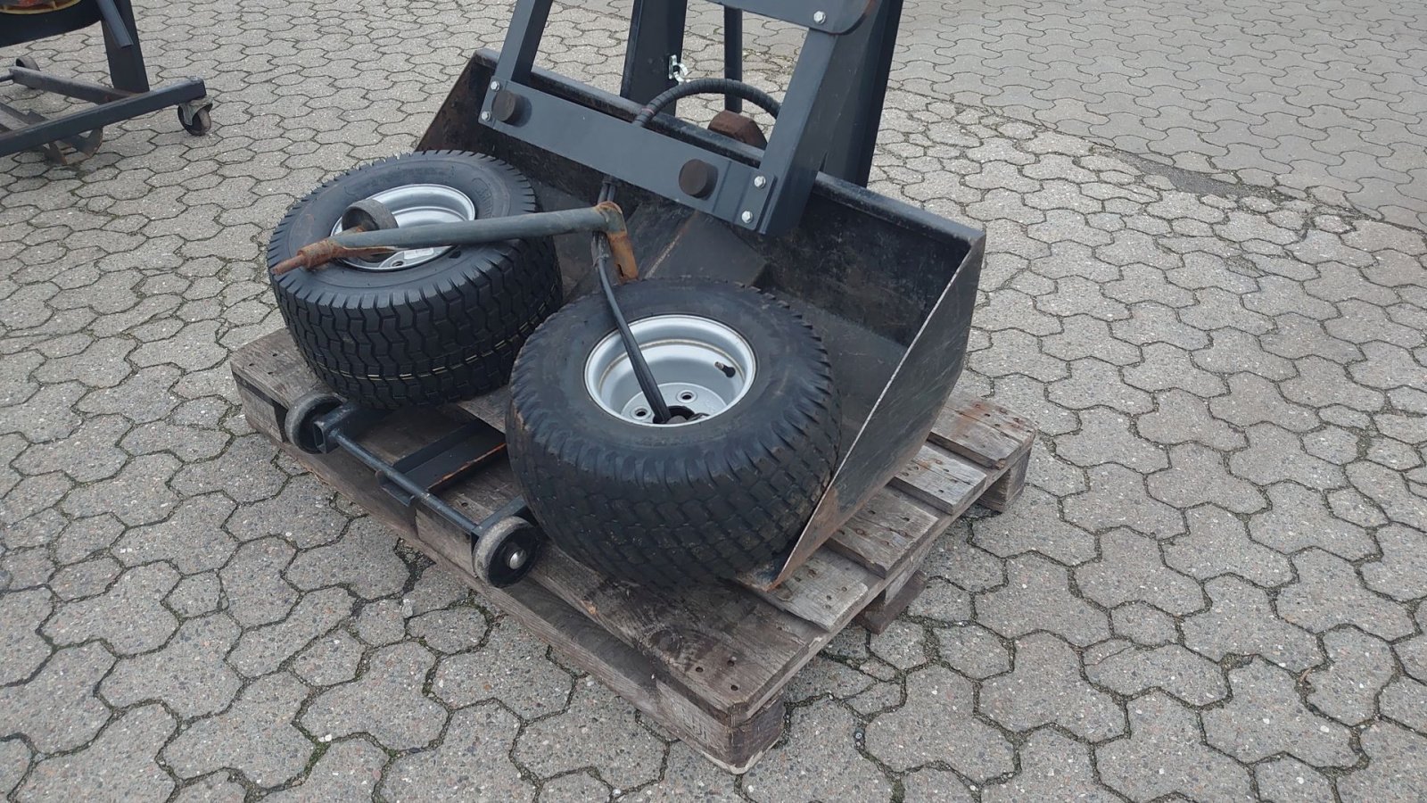 Geräteträger of the type Egholm Park Ranger 2150, Gebrauchtmaschine in Nørresundby (Picture 13)