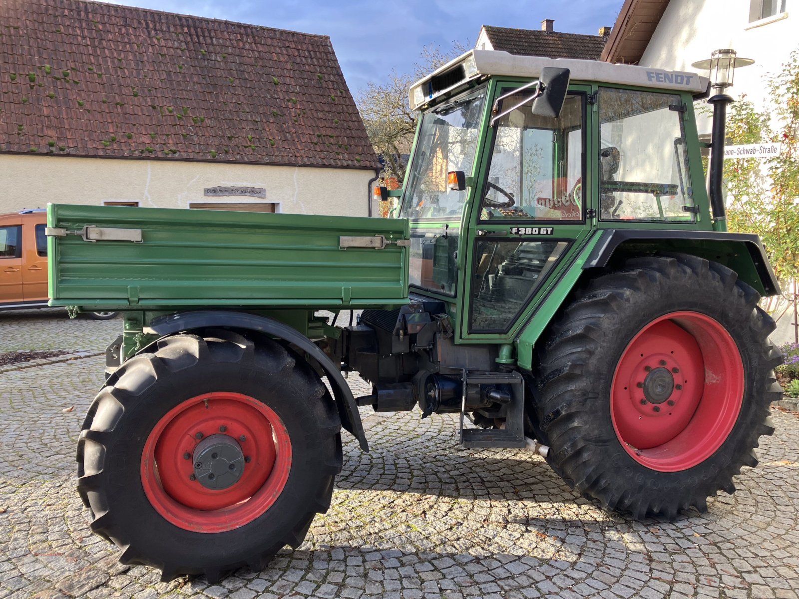 Geräteträger typu Fendt 380 GTA, Gebrauchtmaschine v Schwandorf (Obrázek 9)