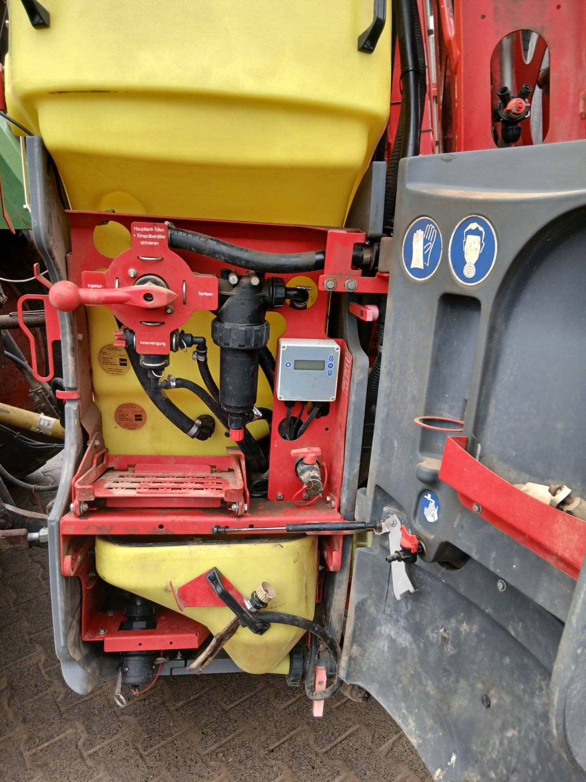 Geräteträger des Typs Fendt 395 GTH, Gebrauchtmaschine in Poppenhausen (Bild 2)