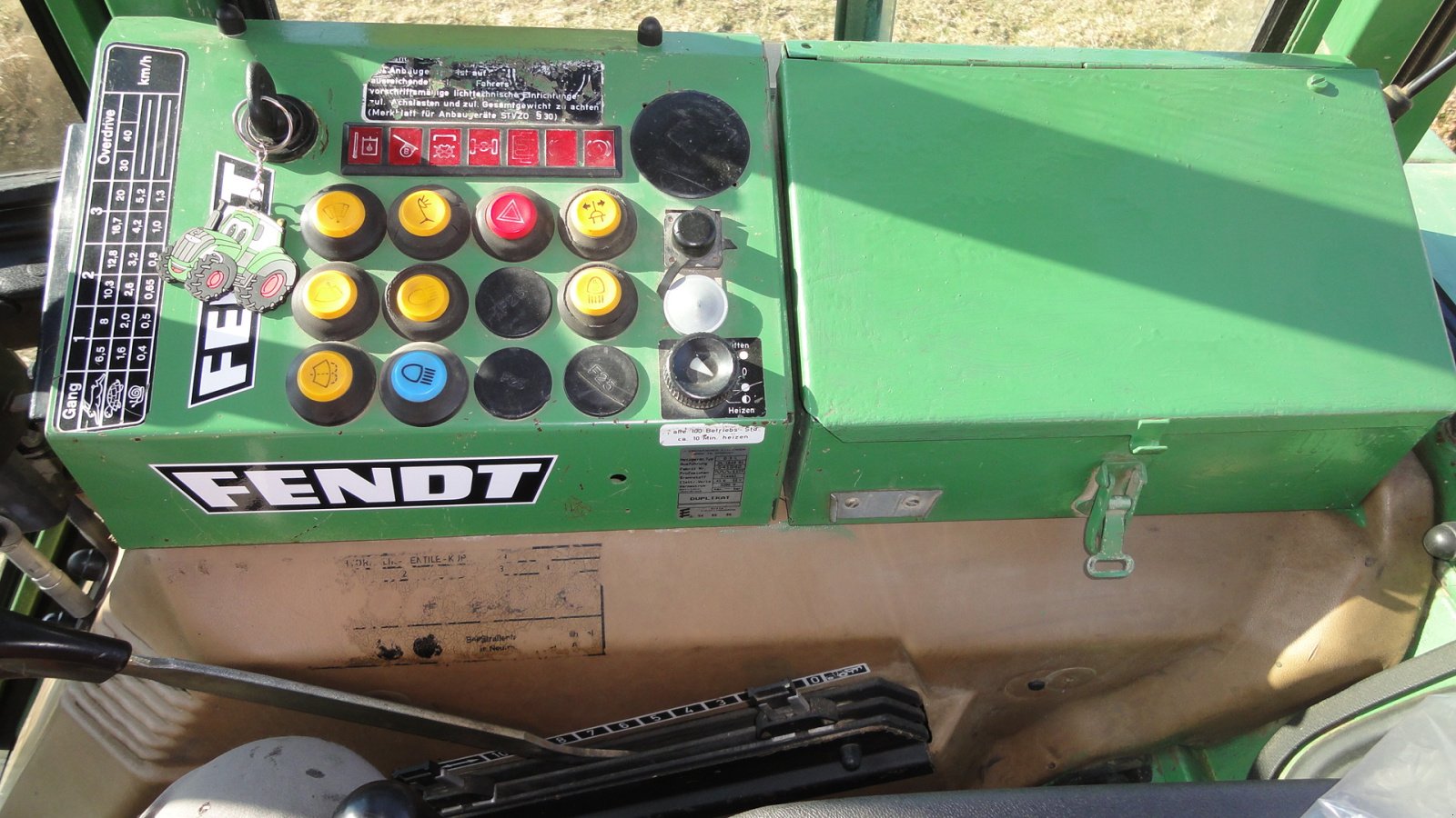 Geräteträger typu Fendt F 380 GTA, Gebrauchtmaschine v Michelsneukirchen (Obrázek 14)