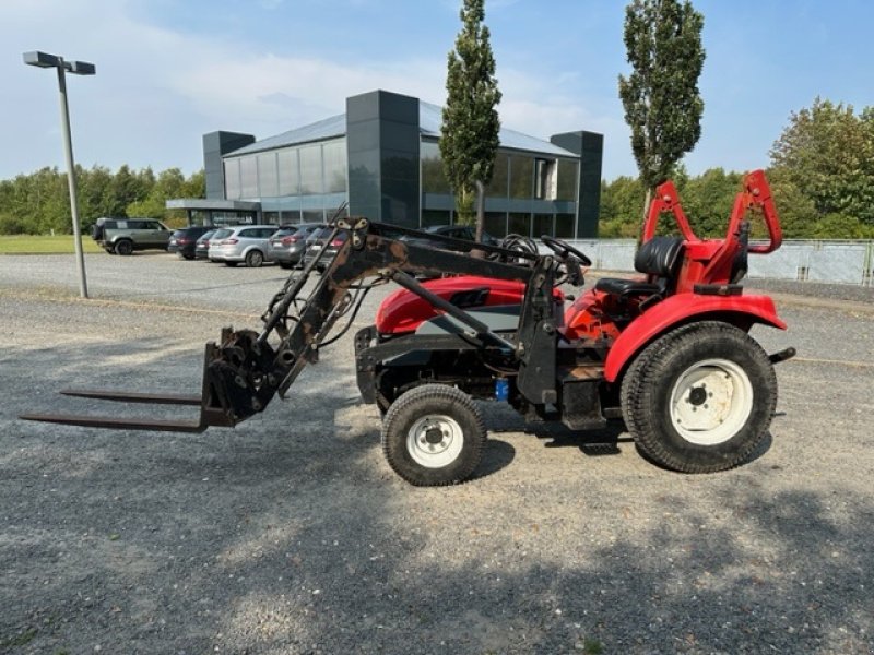 Geräteträger типа Feng Shou DF-304 G2 Med Frontlæsser, Gebrauchtmaschine в Herning (Фотография 1)